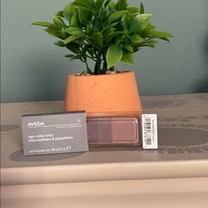 Aveda eyeshadow trio 991 twilight